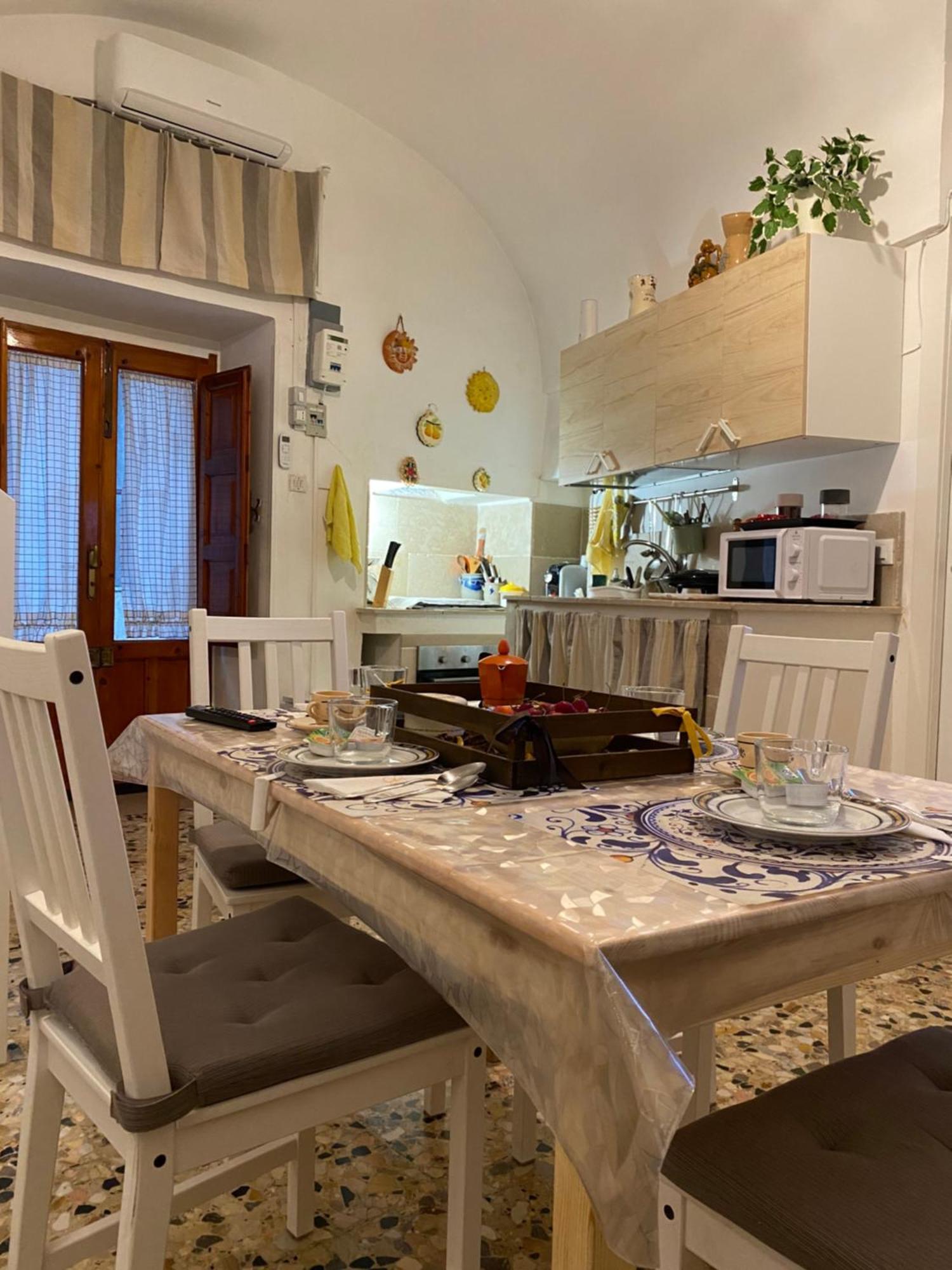 Tumhouse Villa Челие Месапика Екстериор снимка